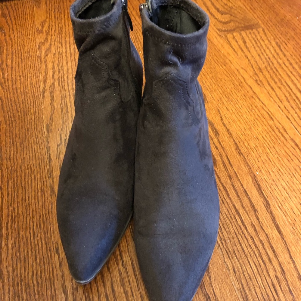 Franco Sarto Black/Charcoal Gray Suede Boots Size 9 1/2 Excellent Condition